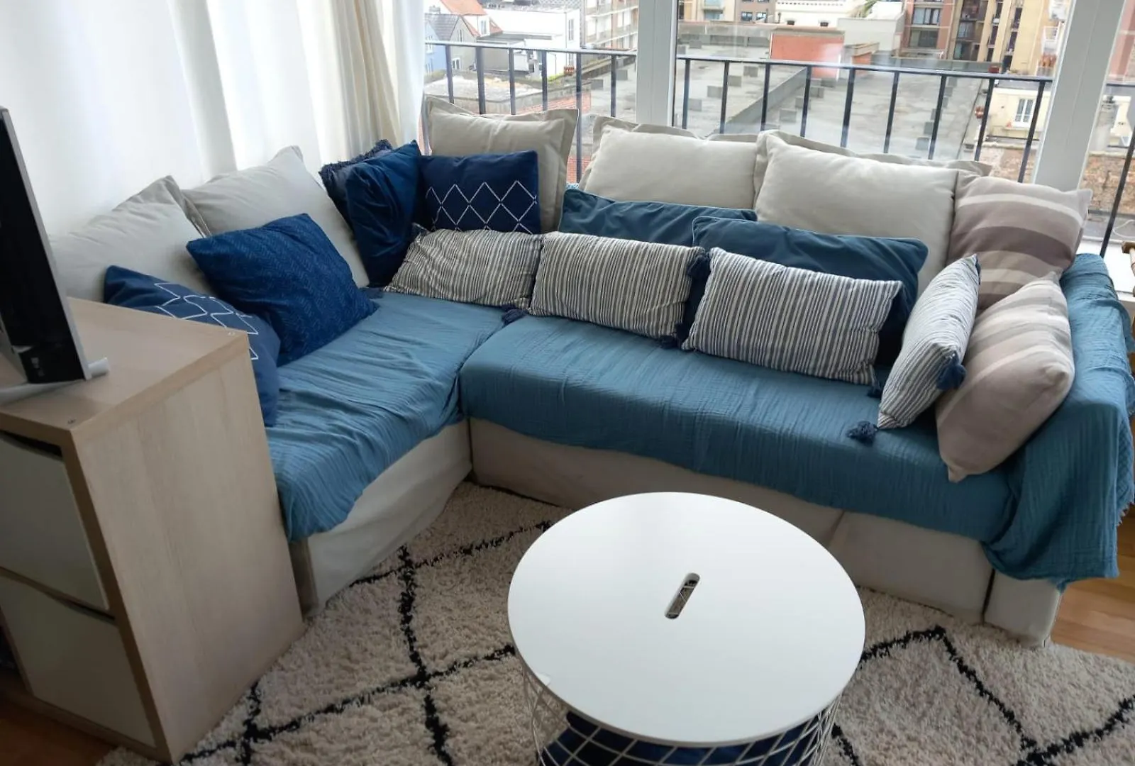 Апартаменты Gezellig Centraal Gelegen Penthouse Oostende